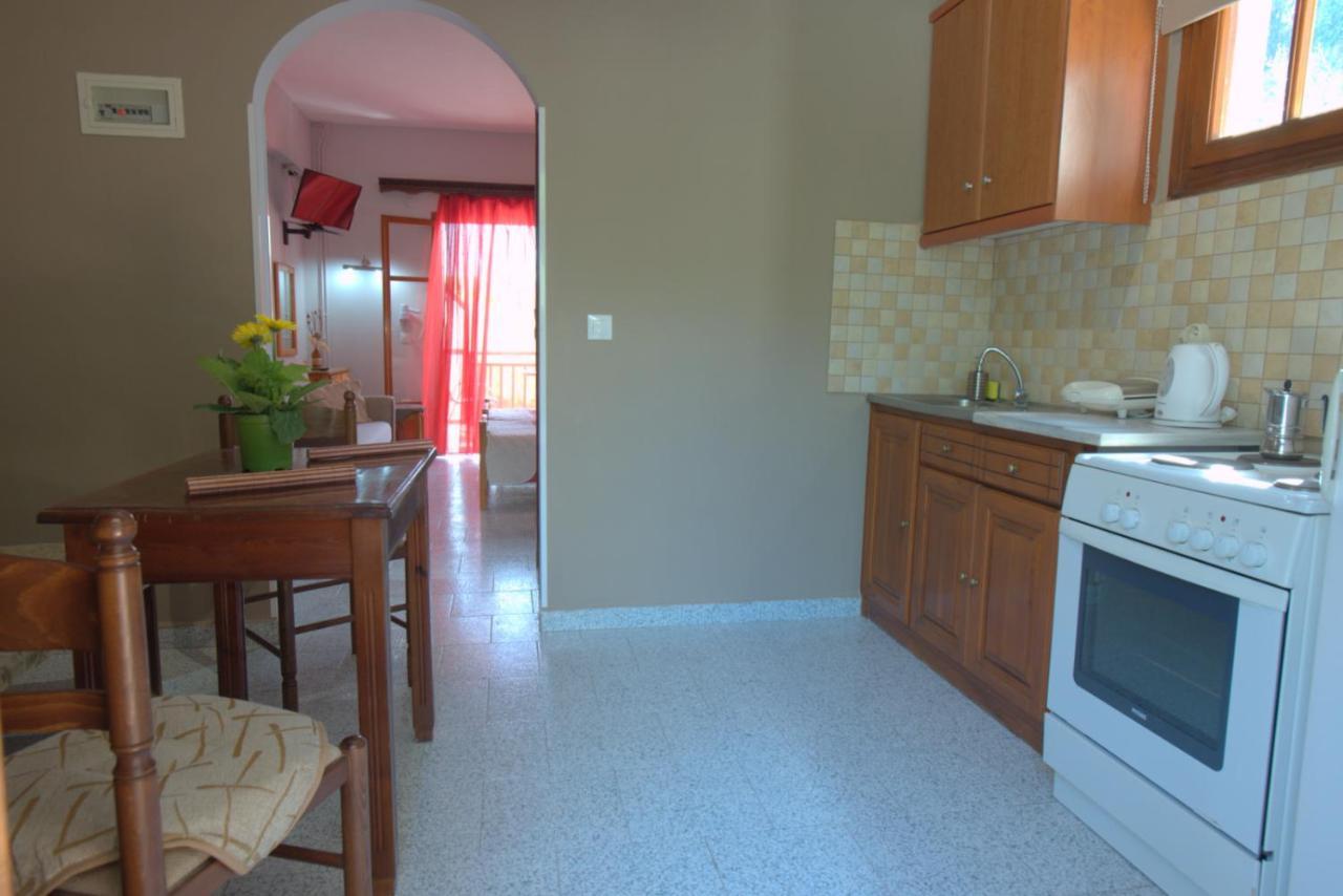 Ilias Apartments Ypsos Dış mekan fotoğraf